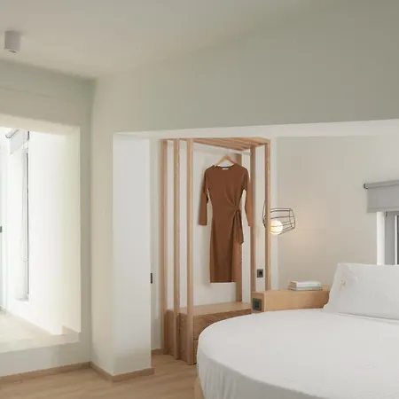 Viveverde Villa, Featuring 3 Pools - Walking Distance To & Shops, By Thinkvilla Villa